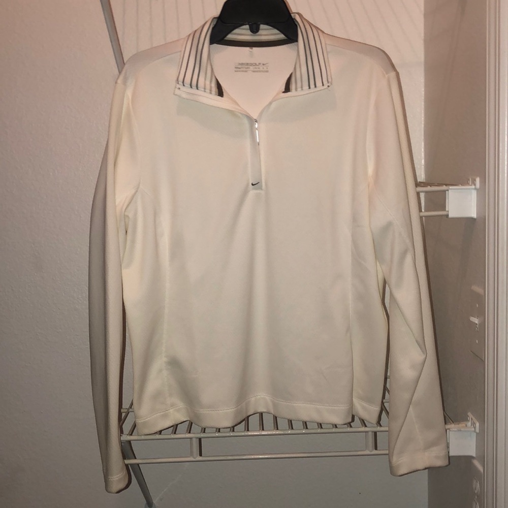 Nike Golf. Cream Long Sleeve Quarter Zip Up.